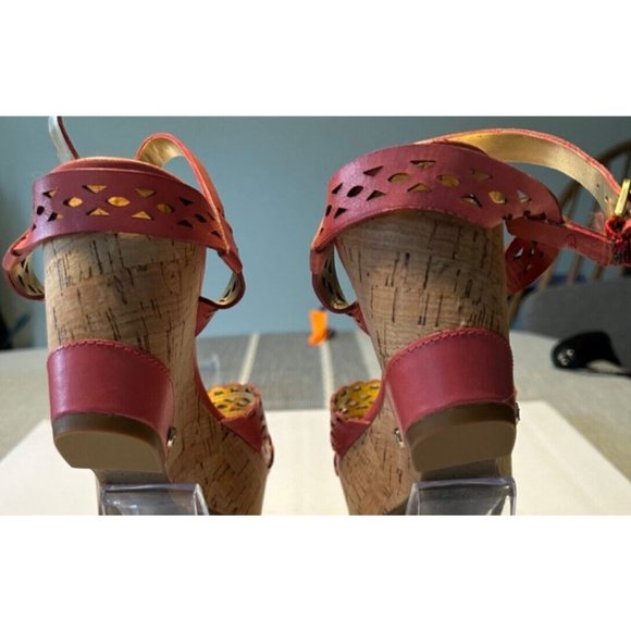 Women's Ivanka Trump Aubrie Size 10 M Pink Leather Wedge Sandals Adjustable - Picture 4 of 10